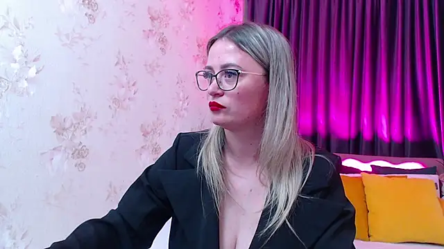KriisKiss online show from May 1, 2026, 1:38 pm