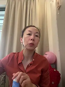 Snapshot of summer0430 chatting on May 22, 2026, 11:47 pm summer0430 online show from May 22, 2026, 11:47 pm