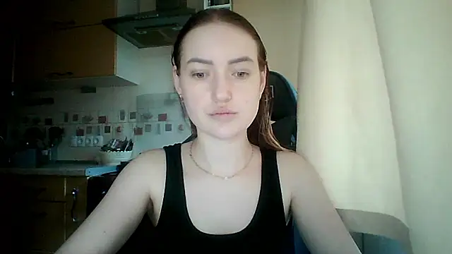 Snapshot of Lisanta chatting on June 2, 2026, 10:48 am Lisanta online show from June 2, 2026, 10:48 am