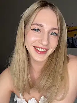 SpringVibe online show from April 23, 2026, 7:48 pm