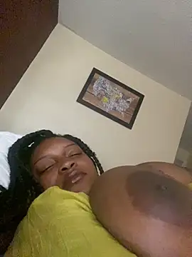 thedarkenchantress online show from October 25, 2025, 8:31 pm