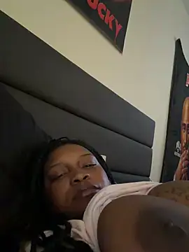 Snapshot of thedarkenchantress chatting on April 12, 2026, 3:59 pm thedarkenchantress online show from April 12, 2026, 3:59 pm