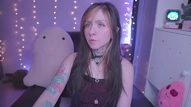 -VKatt online show from May 17, 2026, 3:06 am