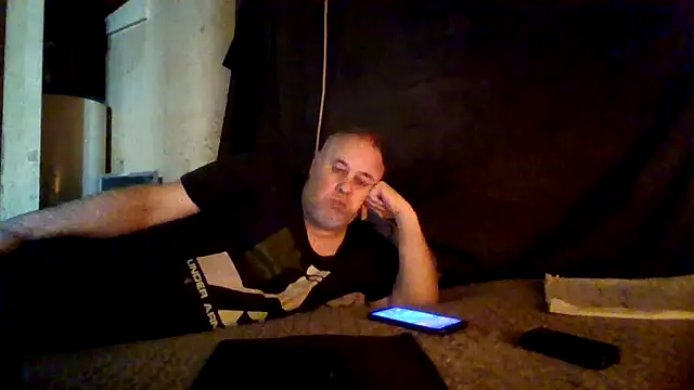 Snapshot of Nightshade1195 chatting on May 18, 2026, 8:24 pm Nightshade1195 online show from May 18, 2026, 8:24 pm