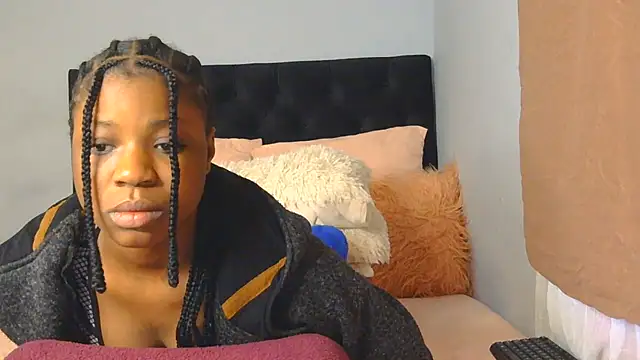 Snapshot of julianaa19 chatting on May 25, 2026, 4:45 am julianaa19 online show from May 25, 2026, 4:45 am