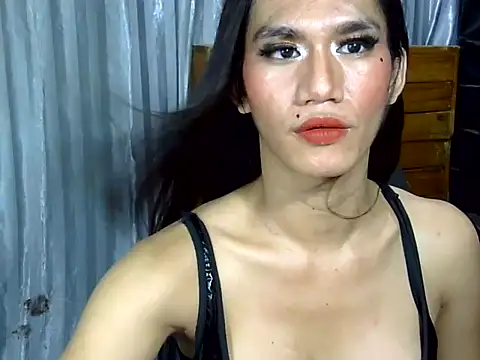 Queen Haliyah online show from July 4, 2026, 1:37 pm