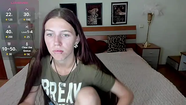 Snapshot of MaryRapunzel chatting on July 3, 2026, 7:31 pm MaryRapunzel online show from July 3, 2026, 7:31 pm