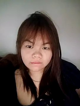 Truxcy1 online show from May 5, 2026, 12:57 am