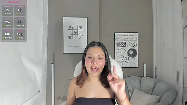 GeorginaMontclair online show from April 30, 2026, 8:05 pm