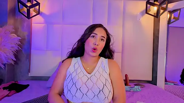 Violetta rose  online show from June 7, 2026, 12:16 am