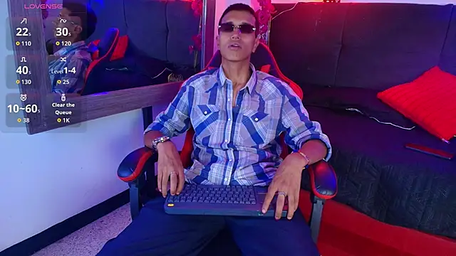 Snapshot of Alan_Colthon chatting on May 20, 2026, 3:47 am Alan Colthon online show from May 20, 2026, 3:47 am