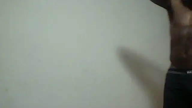 milky8inch online show from April 21, 2026, 12:12 am