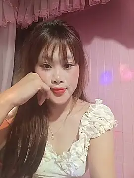 Snapshot of Ly-sexyy chatting on July 5, 2026, 8:37 pm Ly-sexyy online show from July 5, 2026, 8:37 pm