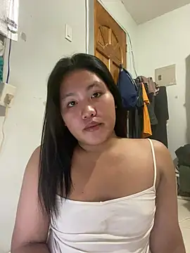 YourBaby Eva online show from June 26, 2026, 4:02 pm