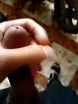 Oussama  001 online show from April 27, 2026, 4:05 pm