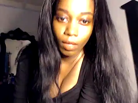 Enchantriss online show from May 29, 2026, 1:00 am