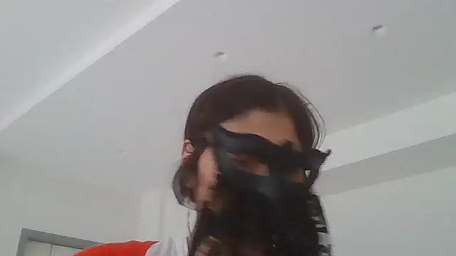 Snapshot of HelenTiAscolta chatting on May 11, 2026, 10:49 am HelenTiAscolta online show from May 11, 2026, 10:49 am