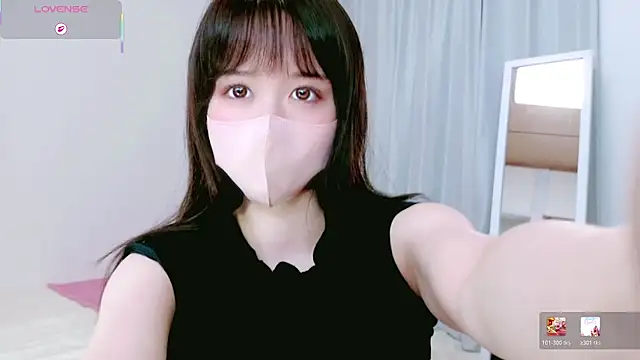 mayu chan  online show from June 10, 2026, 4:57 am