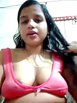 Nigar Hatun online show from May 7, 2026, 6:44 pm