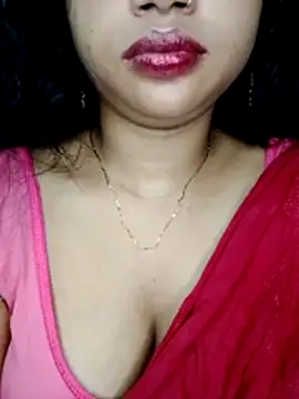 Nigar Hatun online show from May 18, 2026, 6:34 pm