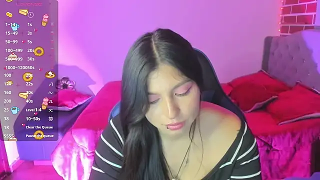 isabella monntolvo online show from April 23, 2026, 3:57 am