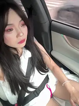 lilina520 online show from May 18, 2026, 9:03 am
