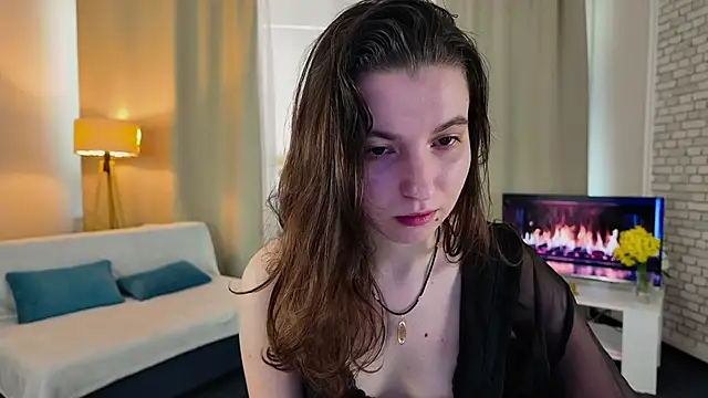 BelovedAlice online show from May 29, 2026, 2:45 pm