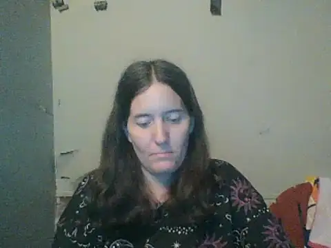 Mini83 online show from April 26, 2026, 11:13 pm