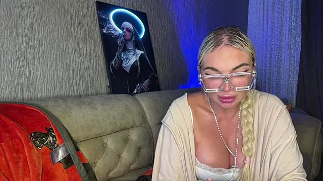 Snapshot of MissJessX chatting on July 22, 2026, 5:37 pm MissJessX online show from July 22, 2026, 5:37 pm