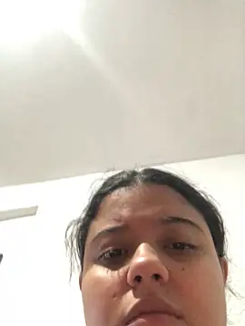 EliVanegas online show from May 24, 2026, 6:13 am