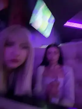 Sweet Angelss online show from April 23, 2026, 1:35 pm