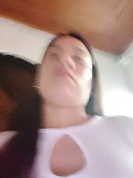 Nicol Alvarez1 online show from April 23, 2026, 10:22 pm