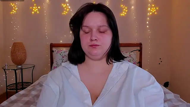 Snapshot of Blossom_Soniya chatting on May 2, 2026, 1:44 am Blossom Soniya online show from May 2, 2026, 1:44 am