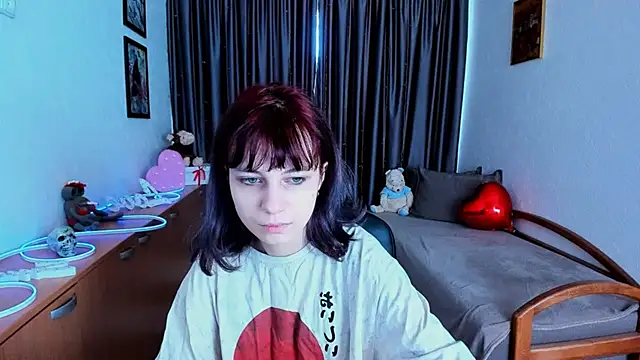 Snapshot of MiniLysii chatting on May 28, 2026, 5:37 am MiniLysii online show from May 28, 2026, 5:37 am