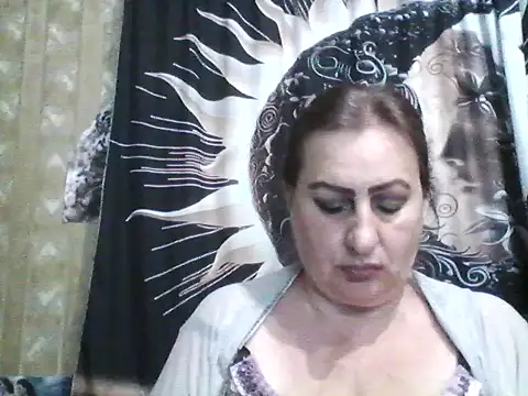 Snapshot of LoaqLovew chatting on August 2, 2026, 8:23 am LoaqLovew online show from August 2, 2026, 8:23 am