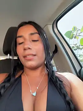 SaryJonex online show from May 18, 2026, 5:51 pm