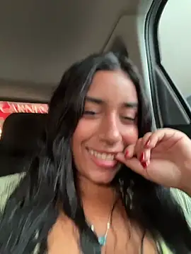 SaryJonex online show from May 27, 2026, 2:35 pm