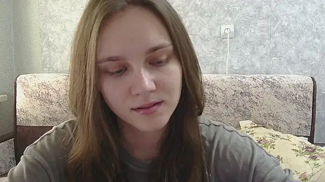 Snapshot of DolcezzaCream chatting on July 24, 2026, 12:23 pm DolcezzaCream online show from July 24, 2026, 12:23 pm