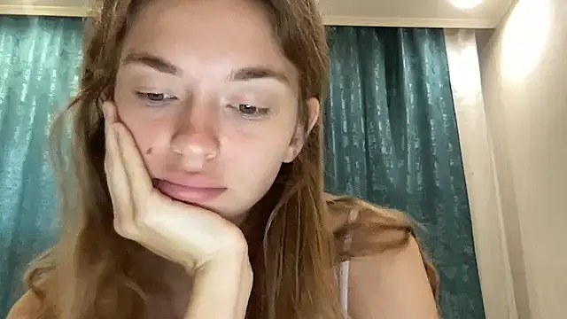 Snapshot of MonaNox chatting on August 6, 2026, 7:14 am MonaNox online show from August 6, 2026, 7:14 am