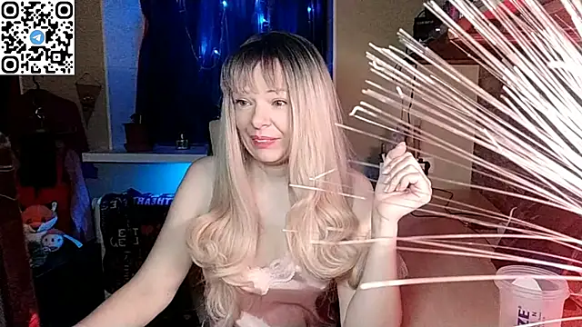 Snapshot of Fluffy_Duffy962 chatting on June 4, 2026, 8:13 pm Fluffy Duffy962 online show from June 4, 2026, 8:13 pm
