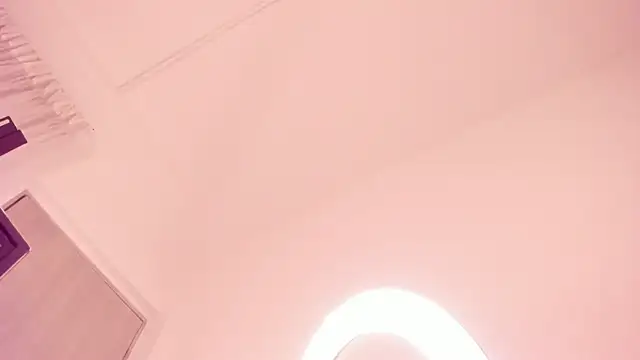 atenea lux online show from June 10, 2026, 6:58 am