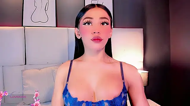 Snapshot of Aleisha_Beaumont chatting on August 8, 2026, 9:33 pm Aleisha Beaumont online show from August 8, 2026, 9:33 pm