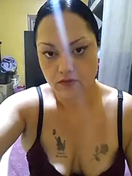 Darklilithrose1  online show from April 25, 2026, 10:51 pm