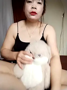 Snapshot of Squirt107 chatting on June 2, 2026, 11:38 pm Squirt107 online show from June 2, 2026, 11:38 pm