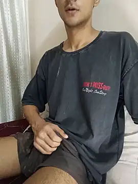 Snapshot of skinny_raj chatting on June 12, 2026, 8:06 pm skinny raj online show from June 12, 2026, 8:06 pm