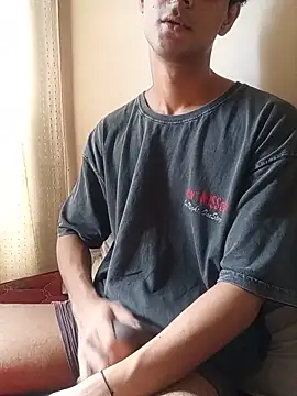 Snapshot of skinny_raj chatting on June 16, 2026, 8:58 am skinny raj online show from June 16, 2026, 8:58 am