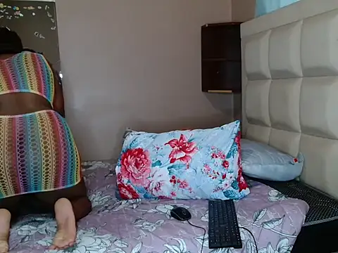 ThickPussy16 online show from April 24, 2026, 6:37 am