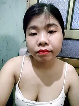 Snapshot of Ayti01 chatting on June 4, 2026, 4:17 am Ayti01 online show from June 4, 2026, 4:17 am