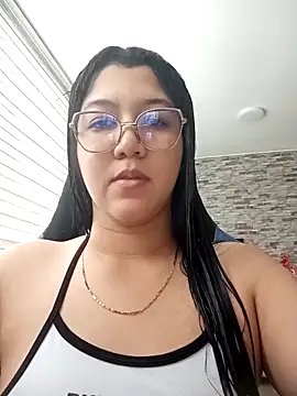 Snapshot of Chloe_Thomsoon_ chatting on May 7, 2026, 3:26 pm Chloe Thomsoon online show from May 7, 2026, 3:26 pm