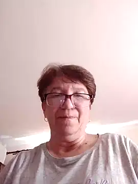 Snapshot of KetQueen101 chatting on May 11, 2026, 2:45 pm KetQueen101 online show from May 11, 2026, 2:45 pm